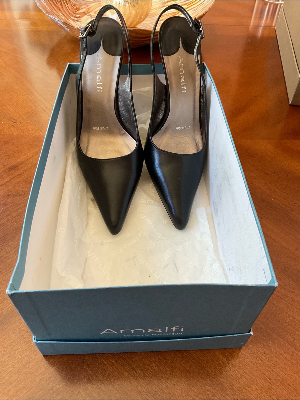 Amalfi Womens Black Pointy Toe Slingback Shoes Stiletto Heels Size Pumps Sz 4M